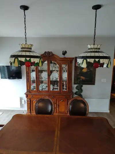 Tiffany ceiling lamps(2) - Lampes Tiffany plafond(3), View more
