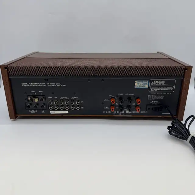 Technics SA-505 Vintage Stereo Receiver AM/FM Wood Case Japan in Stereo Systems & Home Theatre in City of Toronto - Image 7