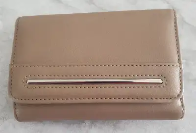 Lady's wallet, View more