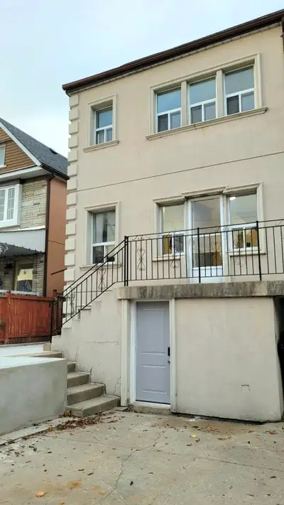 Welcome unique and cozy completely renovated 2-bedroom, 1-bathroom apartment located in the vibrant...