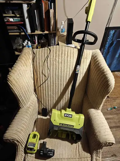electric hand-held snow-shovel, View more