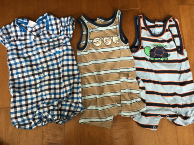 20 PIECES CARTER’S BRAND SIZE 12 MONTH SUMMER SEASON CLOTHING in Clothing - 9-12 Months in Peterborough - Image 3