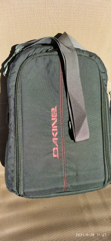 Dakine Sequence 33L Photo Backpack - Black and Red in Cameras & Camcorders in Mississauga / Peel Region