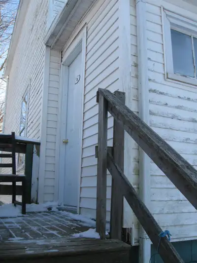 Studio/bachelor apartment for rent on Ryland Avenue in Bible Hill. Available for March 1st, it's a y...