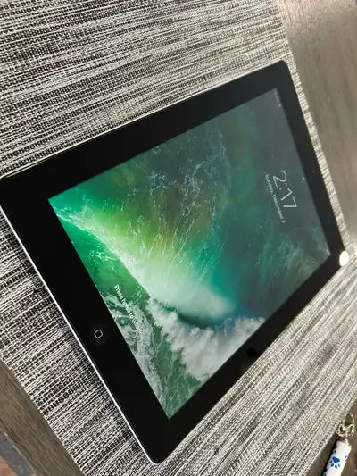 Apple iPad 4th Generation 32GB - Wifi and Cellular, View more