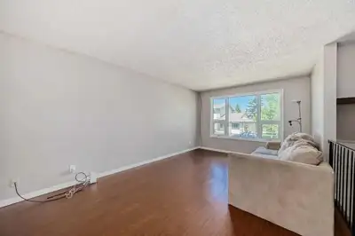 Spacious 2-bedroom home with large fenced yard (Erin Woods)