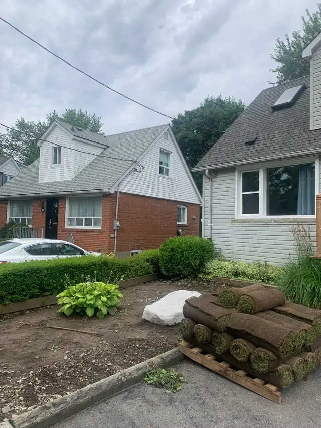 Lawn care + Yardwork in Lawn, Tree Maintenance & Eavestrough in City of Toronto - Image 4