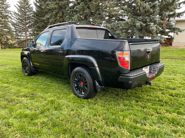 2008 Honda Ridgeline in Cars & Trucks in Lethbridge - Image 3