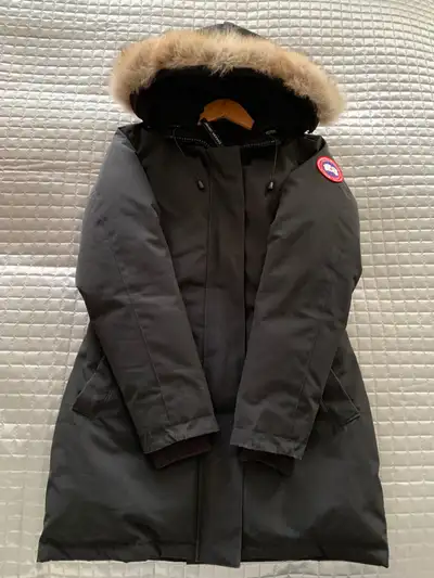 Ladies Canada Goose Parka, View more