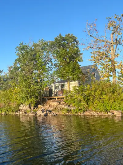 ISLAND Cottage for Rent on Mississippi Lake, View more