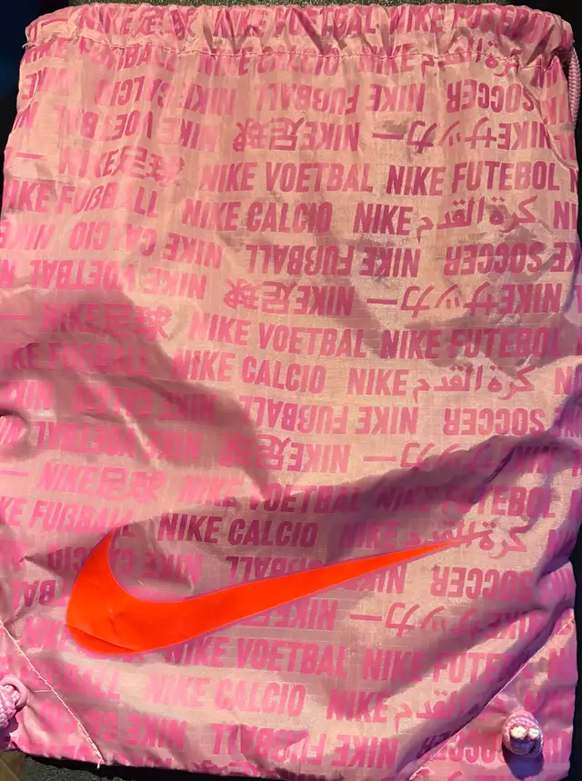 Nike men’s Mercurial Vapor 16 Elite Firm Ground Soccer cleats in Soccer in Gatineau - Image 6
