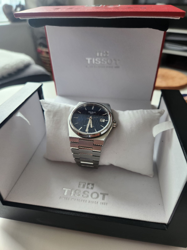 Tissot PRX powermatic 40mm mint condition+extra strap new price in Jewellery & Watches in City of Toronto - Image 4