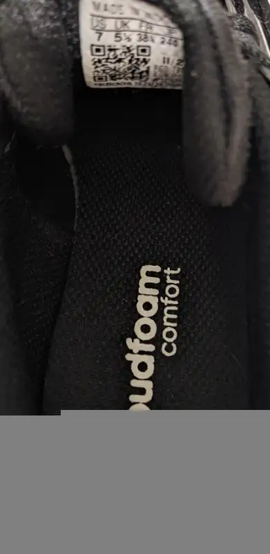 Brand New Women's Adidas Galaxy 6 Running Shoes - Size 7 in Women's - Shoes in Norfolk County - Image 4