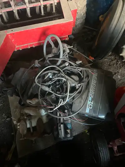 70 hp mercury thunderbolt 1980. 3 cylinder. 2-stroke. Controls included. Plus extras As is condition...