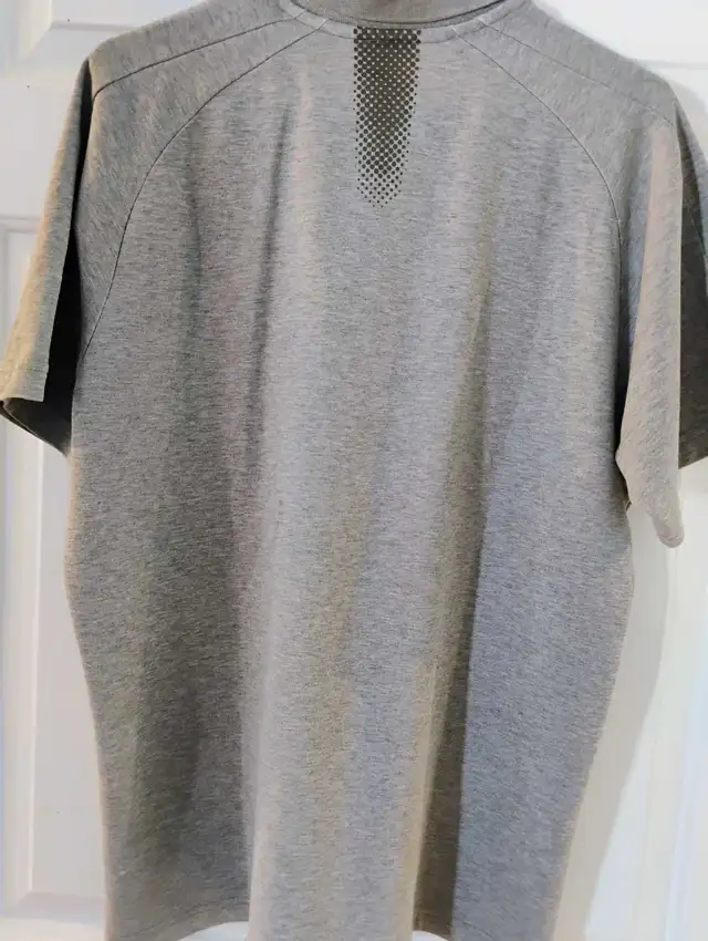 Puma Arsenal FC polo in Men's in Oshawa / Durham Region - Image 7