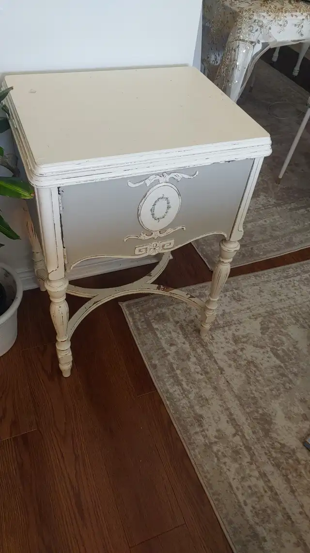 Vintage French Provincial Accent Table / Sewing Cabinet – Shabby in Other in Bedford - Image 4