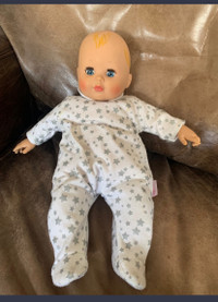 Madame Alexander 15” baby doll