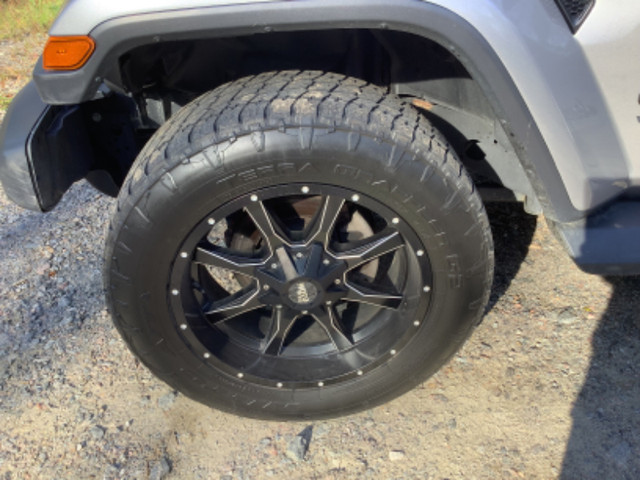 Jeep rims and tires in Tires & Rims in Muskoka - Image 3