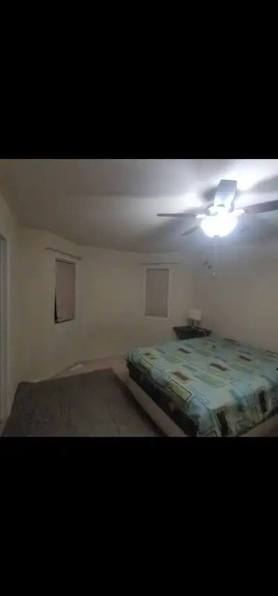 Master bedroom with insuite bath and walking closet for rent for female in bilevel house in millwood...