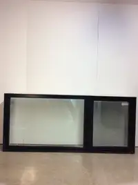 10085BP Fenêtre Battant PVC Noir 2 sect 1 ouvr 78 x 34