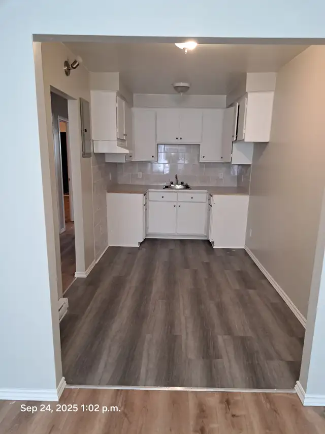 4 1/2  appartment Saint Leonard in Long Term Rentals in City of Montréal - Image 5