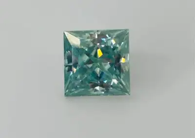 Brand NEW CT: 4.91 Clarity: vvs1 Cut: princess Color: ice white Size: 9mm Pickup only