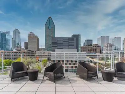 Griffintown Entièrement  Meublé 3 ½, Début 10 août, Près de ETS