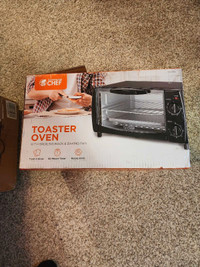 Toaster Oven With Broiling Pan & Baking Pan