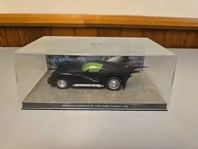 Explore the world of Gotham City with the Batman Legend Dark Knight Batmobile by Eaglemoss. Meticulo...