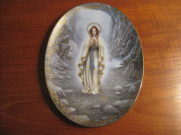 PORCELAIN COLLECTOR PLATE OUR LADY OF LOURDES