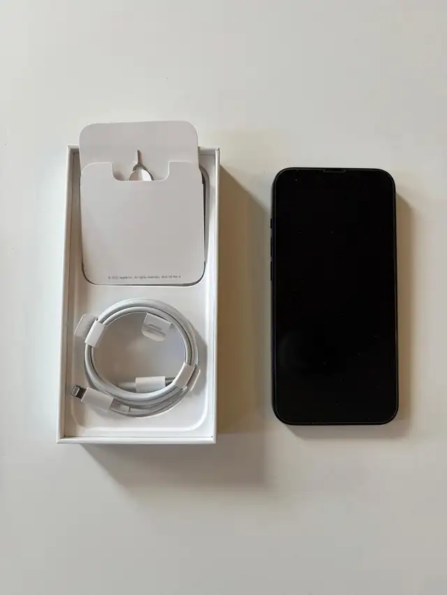 Iphone 14 comes with Otterbox Case - if listed it is available64728171565443121