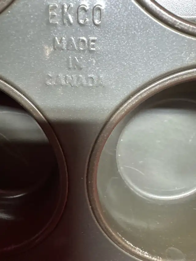 Ekco Muffin Tins65604225616131121