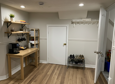 Newmarket: 1 BR + den basement apt. available for rent from February 1, 2026 Availability: Immediate...