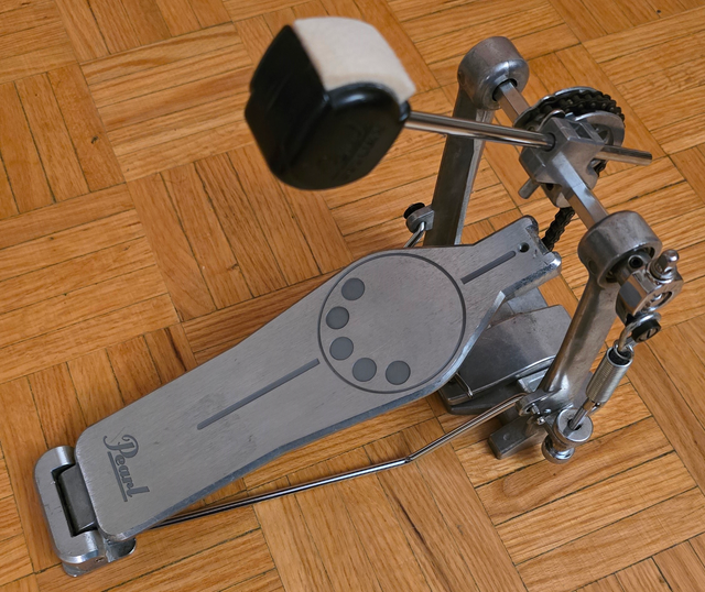 Bass Drum Pedals in Drums & Percussion in City of Toronto - Image 8