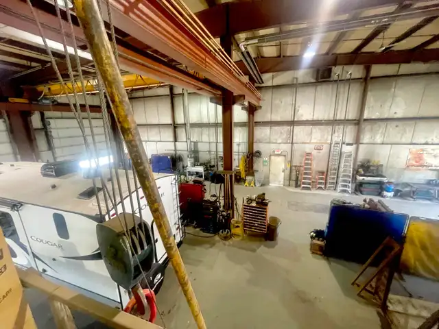 Commercial repair shop for lease  in Commercial & Office Space for Rent in Prince George - Image 7
