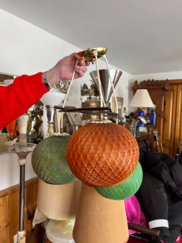 Fun Colorful Spun fibreglass light fixture retro vintage MCM in Indoor Lighting & Fans in West Island - Image 7