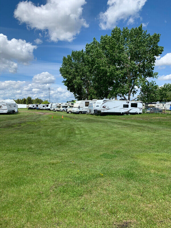 Fort Road RV Storage Ltd. in Storage & Parking for Rent in Edmonton - Image 2