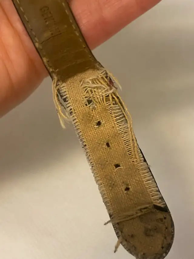 2 vintage watches for 1 price in Jewellery & Watches in City of Toronto - Image 8