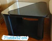 Modern mirrored side table / coffee table set
REDUCED PRICE