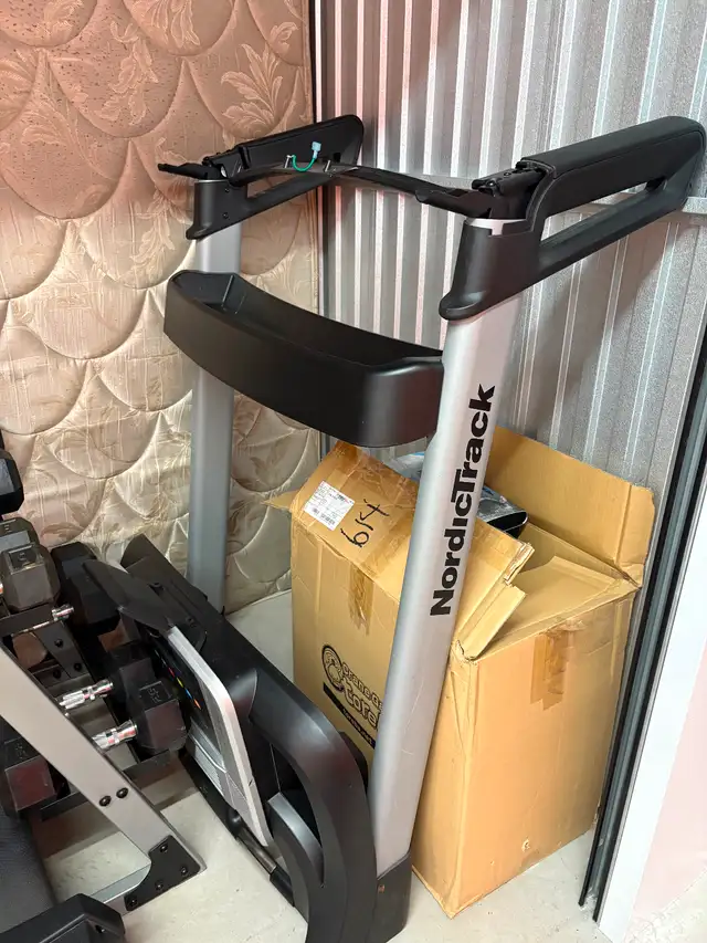 Nordic Track treadmill in Exercise Equipment in Cambridge - Image 4