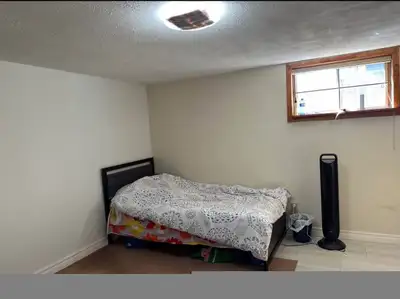 1 bedroom for rent starting from 1 January 800 dollar rent (utilities included). The location is clo...