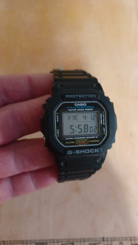 CASIO G-SHOCK DW5600E-1V  NEW