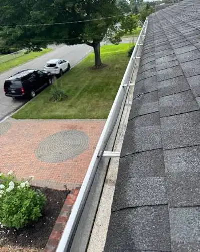 Gutter Replace/Gutter Guards/Gutter Cleaning  in Patio & Garden Furniture in Oakville / Halton Region - Image 7