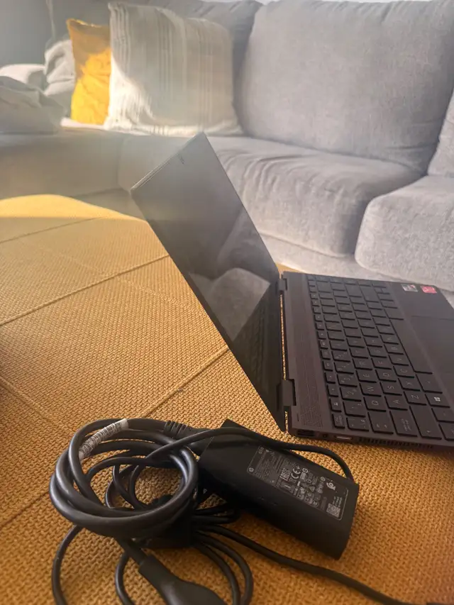 ordinateur hp in Laptops in Longueuil / South Shore - Image 3