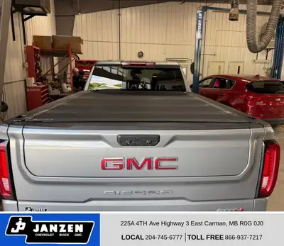 Used Revolver X4s premium matte hard rolling cover. Fits 2019-2025 6.5 foot box Chevrolet or GMC tru...