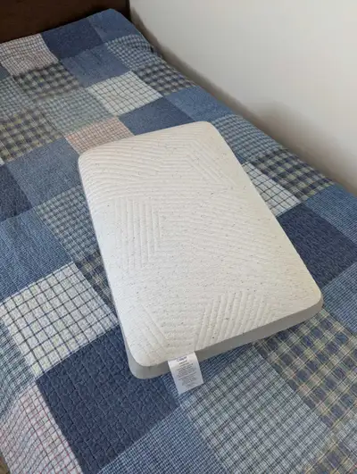 Casper Memory Foam Pillow, View more