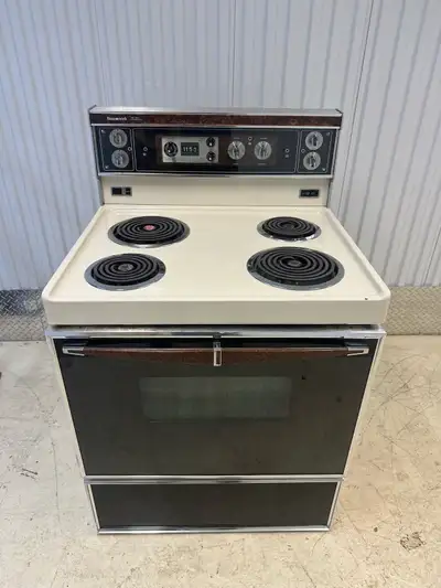 Beaumark 30” Range (Frew Delivery), View more