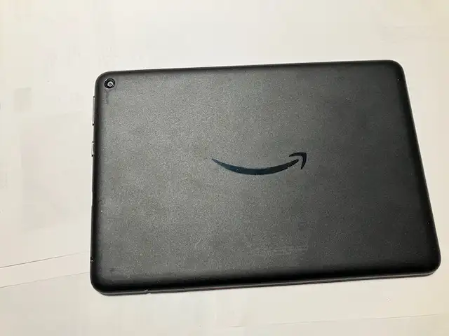 Fire HD 8 Tablet 64 GB by Amazon w/Blue cover571967933840117762