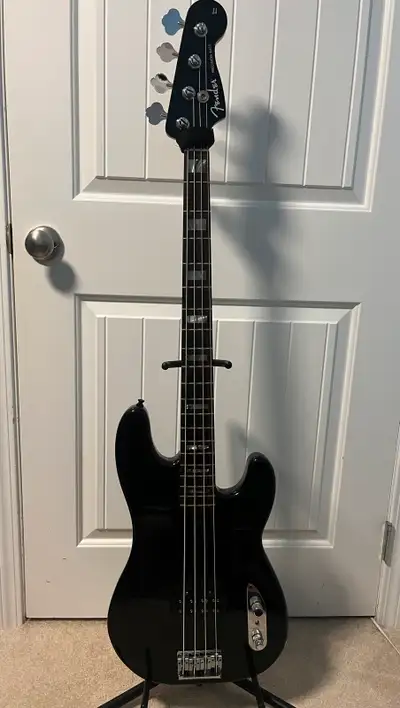 Fender Big Block Precision Bass, View more