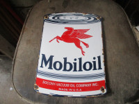 1970s MOBILOIL PEGASUS ENAMEL OIL TIN MANCAVE SIGN $50. VINTAGE